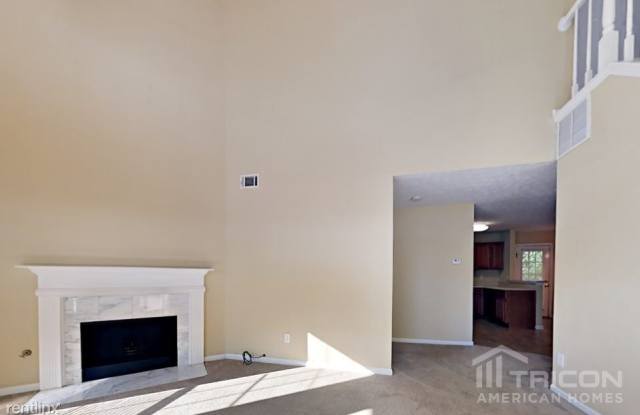 735 Ashford Cove Drive Gallery 3