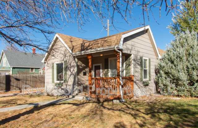 2511 Central Avenue Gallery 1