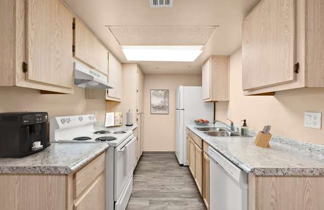 Silver Cliffs Apartments photos photos