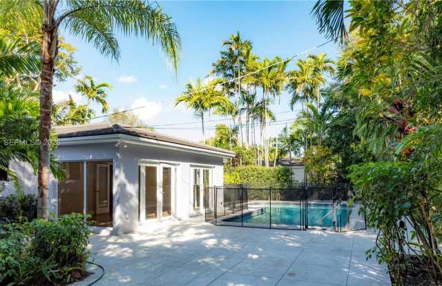 1350 Mendavia Avenue, Coral Gables, FL 33146 photos photos