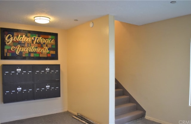 819 W Washington Avenue Gallery 3