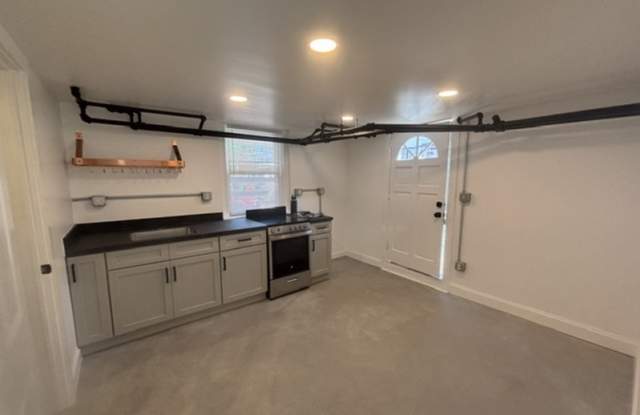 135 Laurel St photos photos