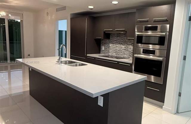 7825 NW 107th Ave photos photos