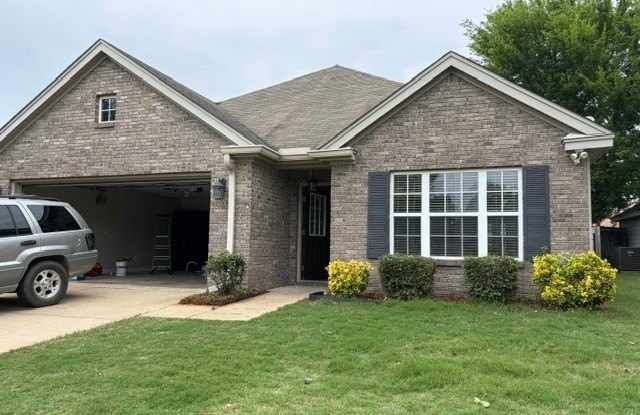 605 THORNTON Place photos photos