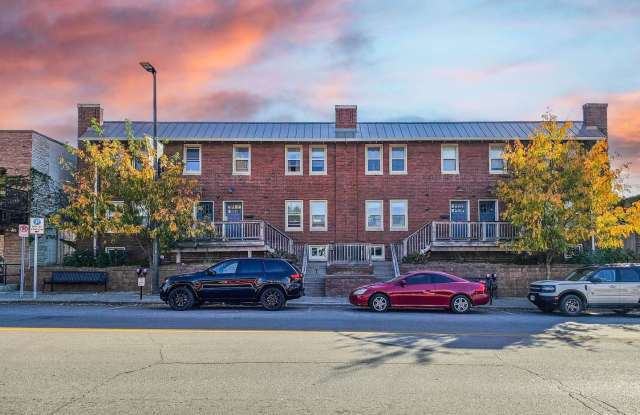 Blackstone Luxury Living: Stylishly Remodeled Townhomes in the Heart of Blackstone! photos photos