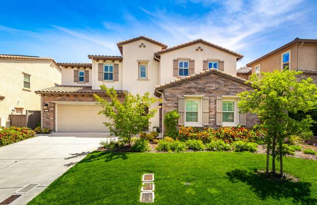 Gorgeous Custom Upgraded Serrano Home! photos photos