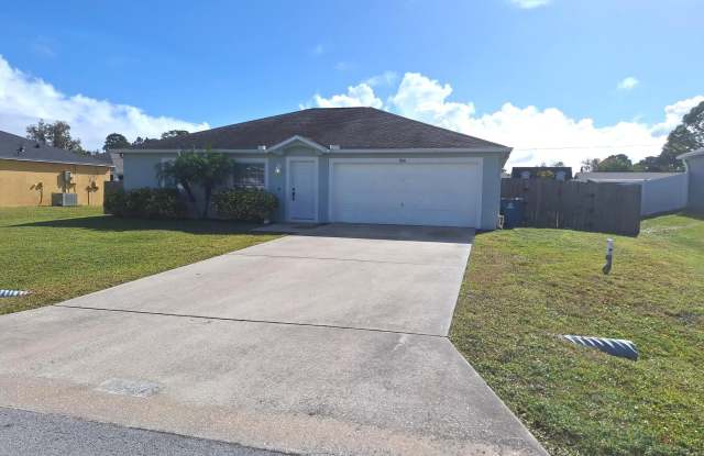 880 Brickell Street SE photos photos