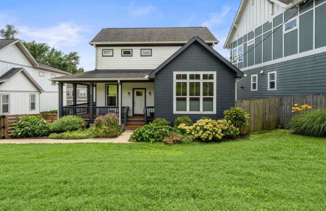 2038 Straightway Avenue photos photos