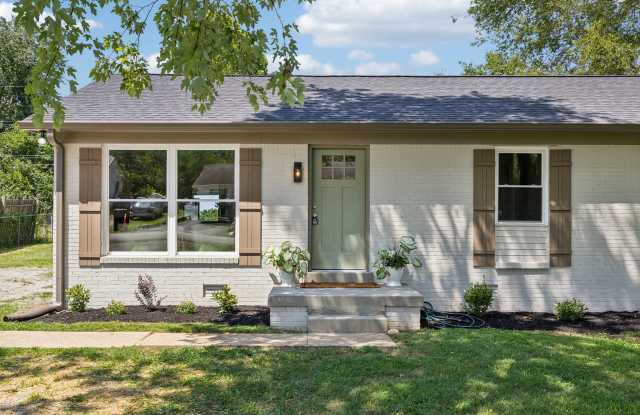 132 Elaine Dr photos photos