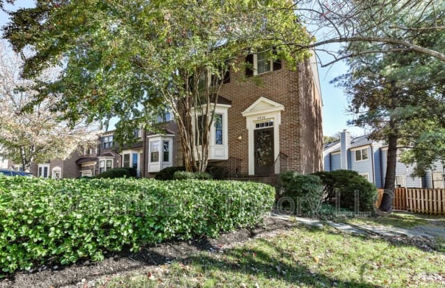 3826 Usher Ct. - 3826 Usher Court, Alexandria, VA 22304