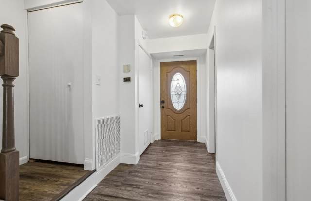 8 Bardeen Court - 1 Gallery 3