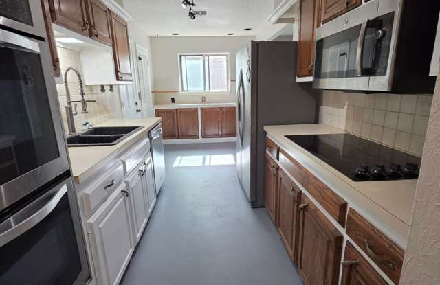 Large 3 bedroom in Bethany photos photos