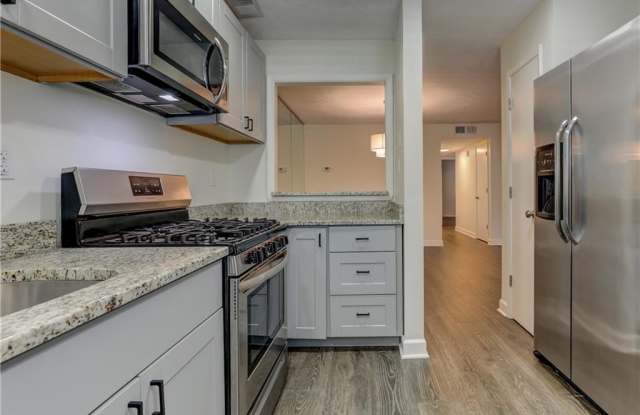 308 Wynnes Ridge Circle SE Gallery 3