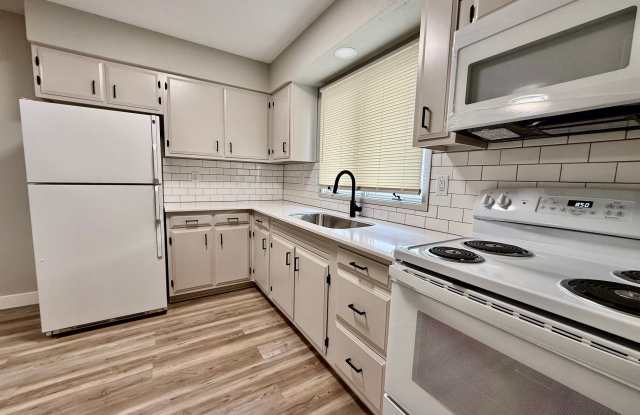 1710 Carriage Hill Drive photos photos