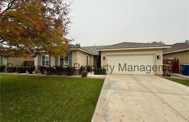 Stunning 4 Bed/3 Bath SW Bakersfield Home w/ Solar, RBP  $0 Deposit Option photos photos