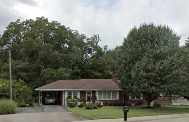 1123 Franklin Turnpike photos photos