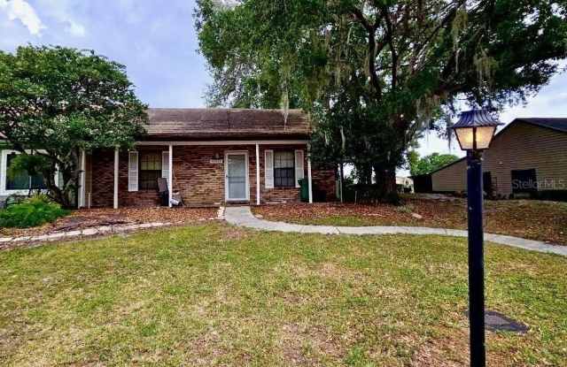 35058 WHISPERING OAKS Boulevard photos photos