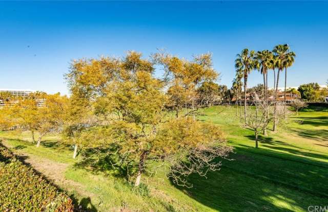 14 Fairway Drive - 14 Fairway Drive, Manhattan Beach, CA 90266