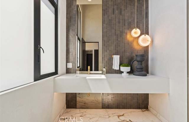 3121 Old Topanga Canyon Road Gallery 4