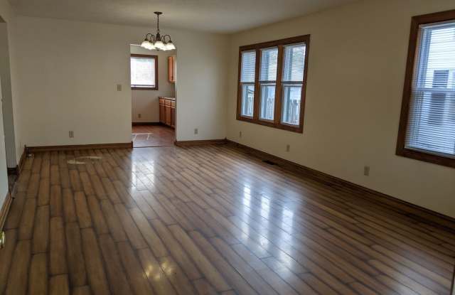 2 Bedroom 1 Bath Home Gallery 4