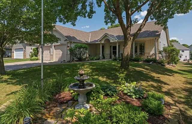 1255 Fallbrook Lane photos photos