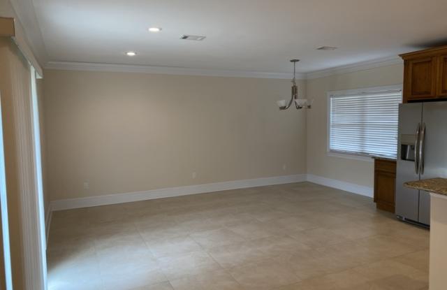 247 Bay Oaks Drive Gallery 4