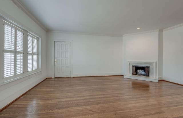 3803 West End, #1 Gallery 4