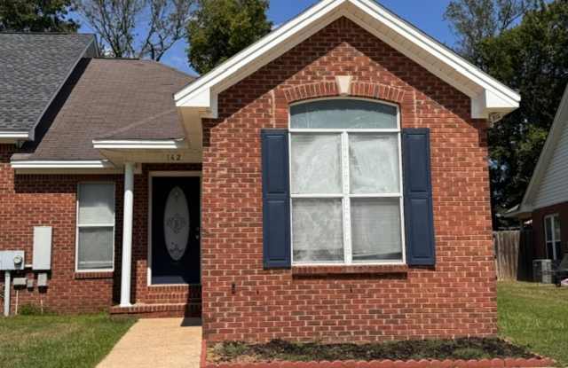 Home for Rent in Millbrook! Gallery 1