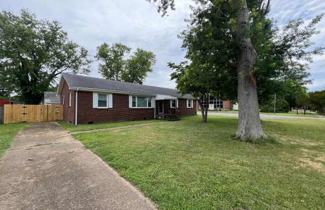 Updated and Spacious ranch in CAMELLIA ACRES photos photos