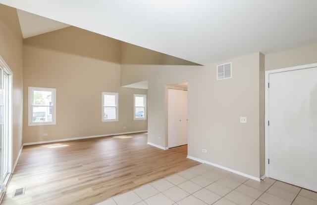 135 Brookwood Ln E Gallery 2