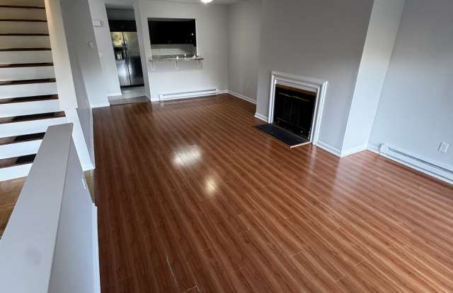 1 Beaver Brook Road Gallery 2