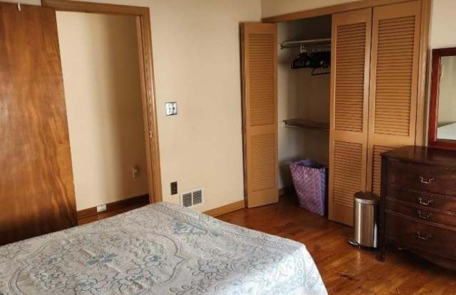 17 Maple St photos photos