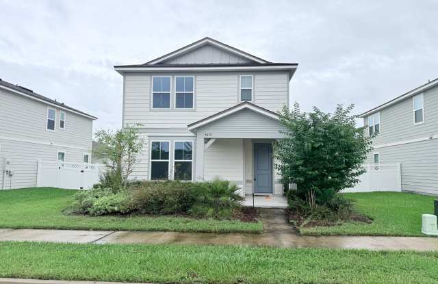 Spacious 4-Bedroom Home with 3 Full Baths & Walk-In Closets in Every Bedroom! Gallery 1
