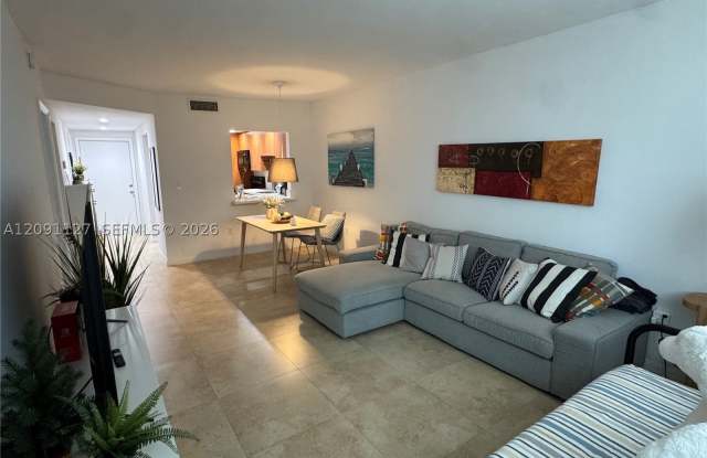 240 Galen Dr Gallery 1