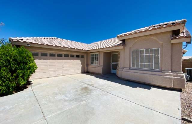 Spacious single story 3 bed 2 bath home with renovated kitchen, two way fireplace from family room to formal living room, large covered patio with low maintenance desert landscaping. Located on a cul de sac street! photos photos