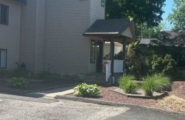 362 Rutherford Ave photos photos