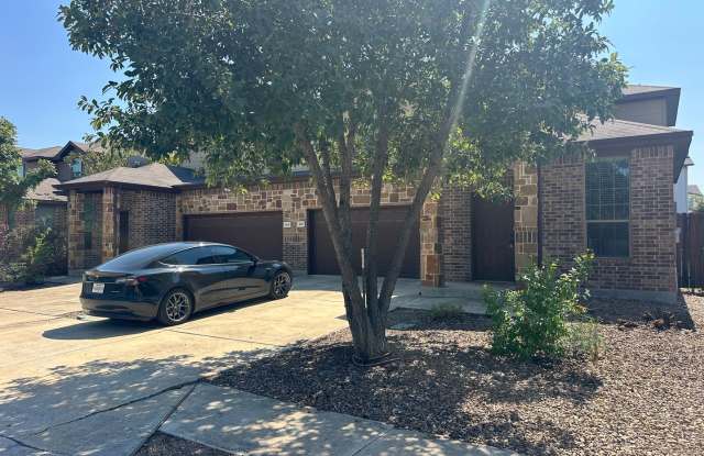 Townhome for rent photos photos