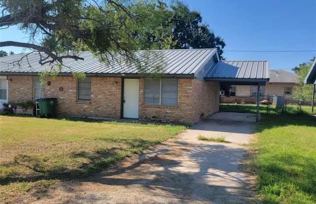 621 Sandy Lane photos photos