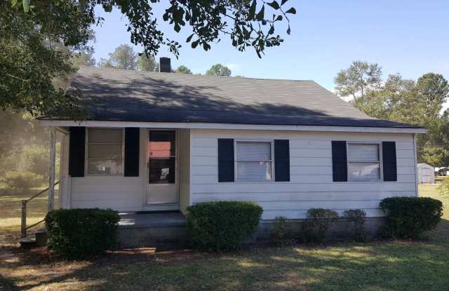 18380 Marston Road, Laurel Hill, NC 28351 Gallery 1