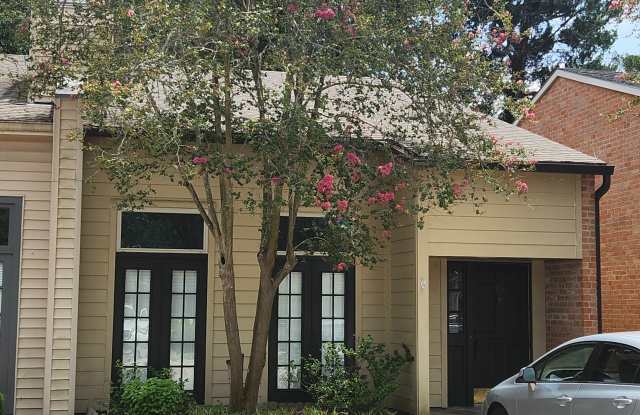 10 Audubon Oaks Blvd photos photos