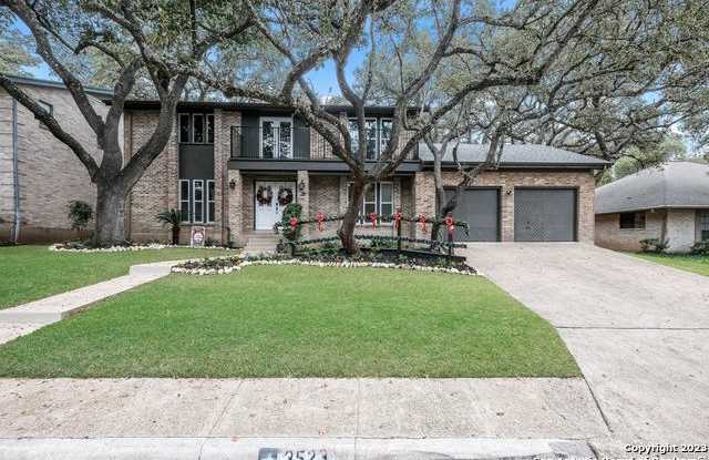 3523 Hunters Circle photos photos