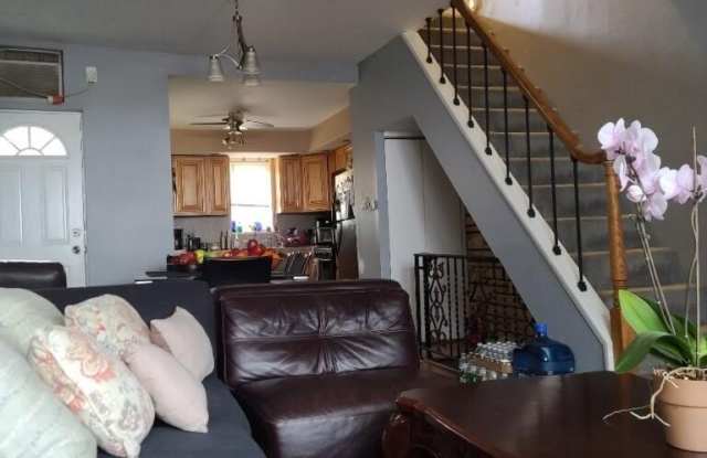 2621 S JESSUP Street photos photos