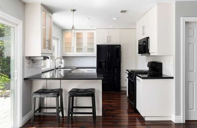 5255 Saint George Road Gallery 2