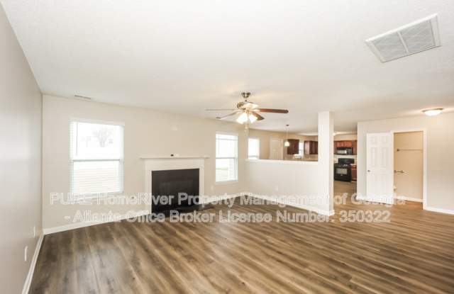131 Laughlin Dr Gallery 2