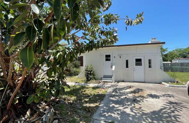 2100 47TH STREET N - 2100 47th Street North, St. Petersburg, FL 33713