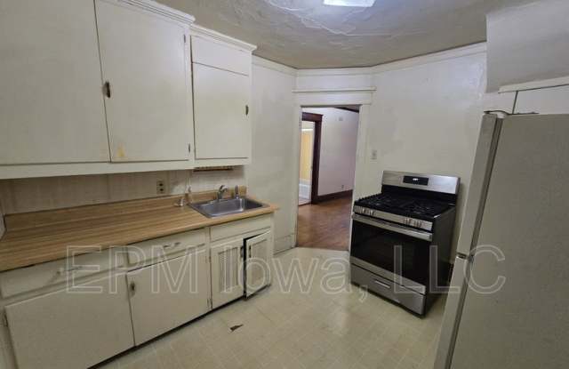 118 1/2 Harrison Street photos photos