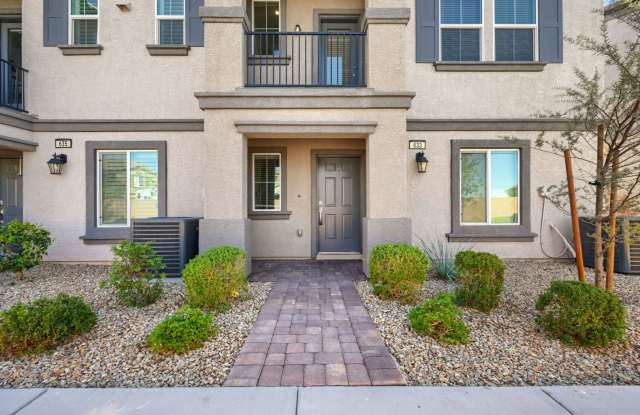 Spacious 3BR Townhome in Gated Community Gallery 1