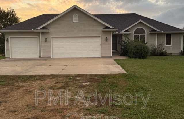 4206 Highway K4 - 4206 Highway K4, Jefferson County, KS 66617