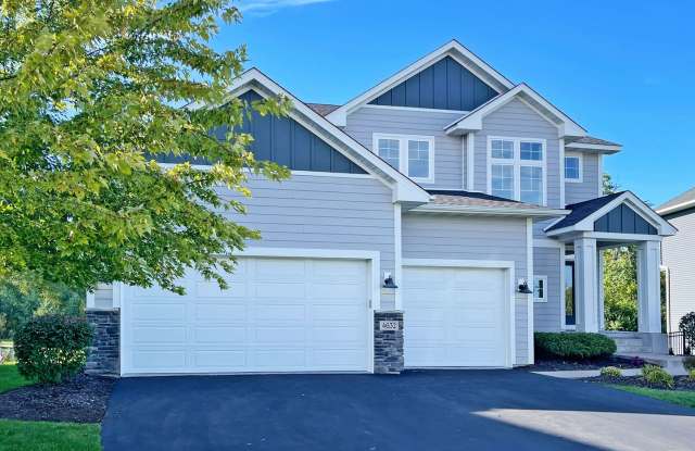Sparkling Like-New 2-Story, Fireplace, Primary Suite, 4 Bedrooms Upper Level, Huge Deck & Yard,3-Car Garage Gallery 1