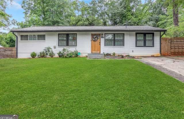 3436 Pinehill photos photos